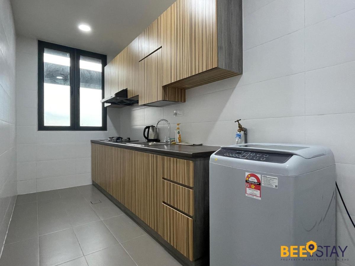 Sks Pavillion Residences By Beestay Management Джохор Бахру Екстериор снимка