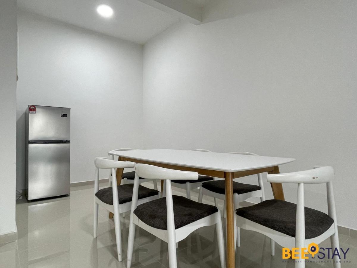 Sks Pavillion Residences By Beestay Management Джохор Бахру Екстериор снимка