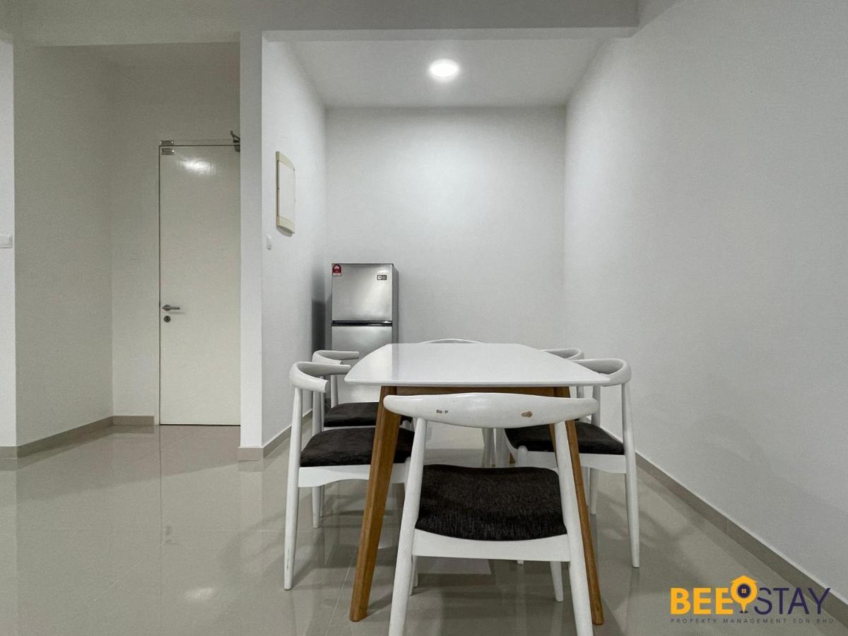 Sks Pavillion Residences By Beestay Management Джохор Бахру Екстериор снимка